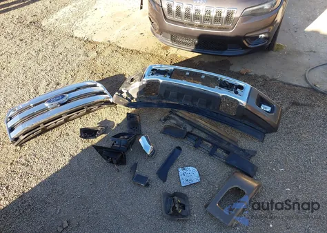 2017 Ford F-150 King Ranch z USA, uszkodzony, nr VIN 1FTEW1EGXHFB87580